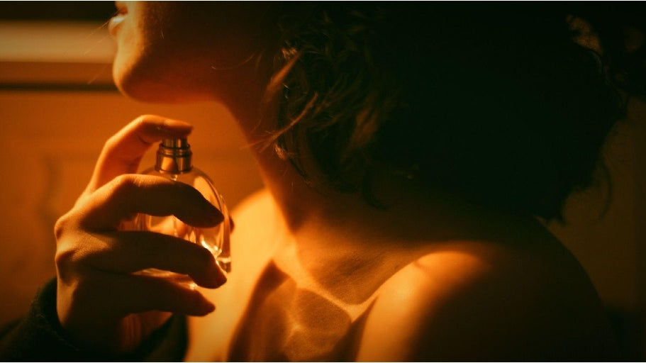 Sexy, Show-Stopping Oud Fragrances to Try This Winter