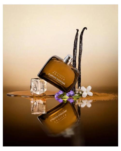 Universal Vanilla-Costume National samples & decants -Scent Split