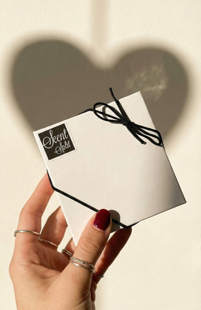 Love, In Five — Valentine's Day Gift Set-Scent Split samples & decants -Scent Split